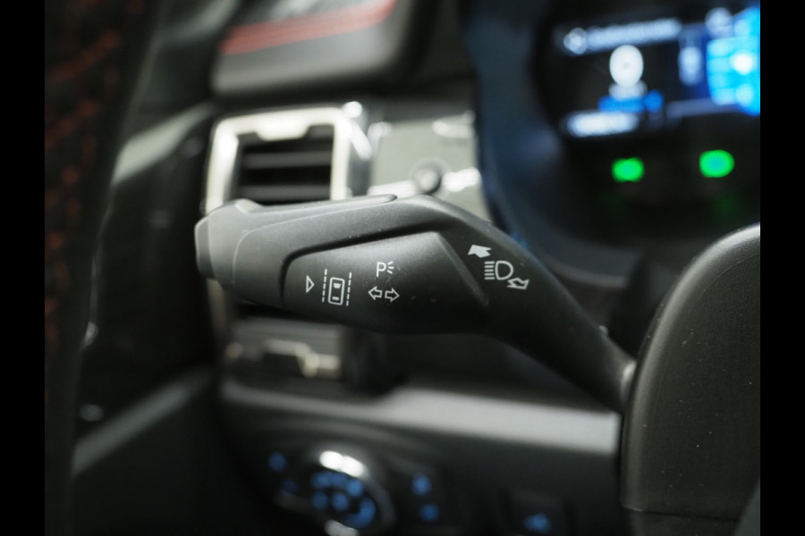 Ford Ranger 2.0 EcoBlue Wildtrak Supercab 4x4 | Trekhaak | Adaptive Cruise | Keyless | Camera | Treeplanken | Carplay
