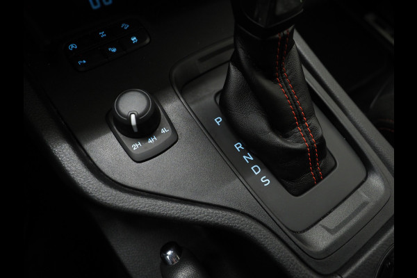 Ford Ranger 2.0 EcoBlue Wildtrak Supercab 4x4 | Trekhaak | Adaptive Cruise | Keyless | Camera | Treeplanken | Carplay