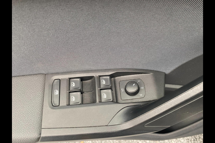 Seat Ibiza 1.0 EcoTSI Style | Virtual | Pano Open dak|Carplay |Front assist|Camera|Navi|