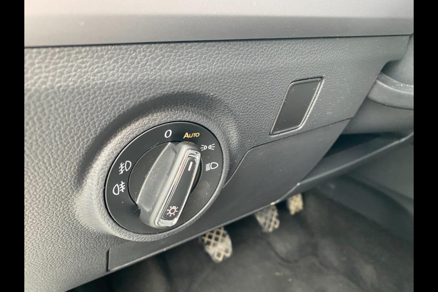Seat Ibiza 1.0 EcoTSI Style | Virtual | Pano Open dak|Carplay |Front assist|Camera|Navi|