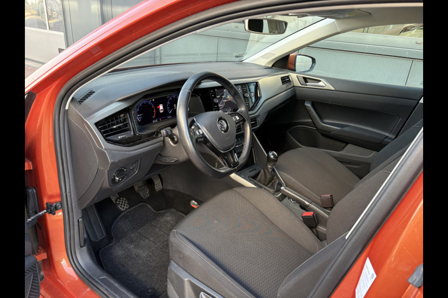 Volkswagen Polo 1.0 TSi 95pk Comfortline Business VIRTUAL/CLIMA/NAVI/CARPLAY/PDC/16INCH/ADAPT.CRUISE