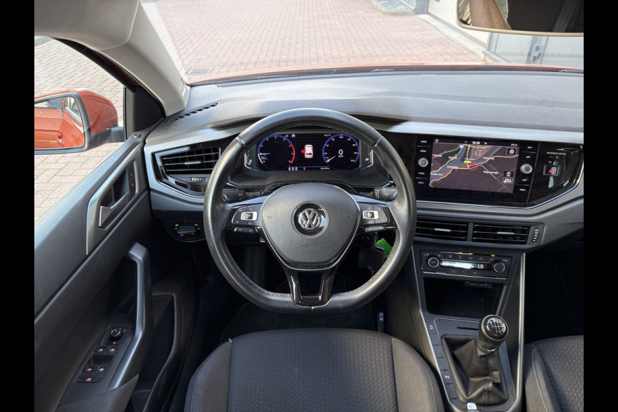 Volkswagen Polo 1.0 TSi 95pk Comfortline Business VIRTUAL/CLIMA/NAVI/CARPLAY/PDC/16INCH/ADAPT.CRUISE