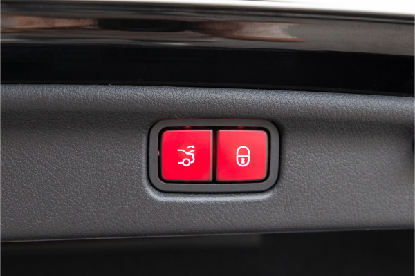Mercedes-Benz C-Klasse 300 e AMG Premium, Pano, Head-Up, Memory, Nightpakket 2022