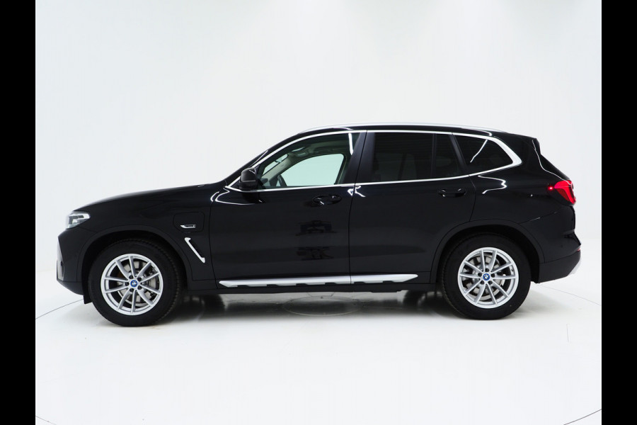 BMW X3 xDrive30e LCI 292PK | Leder | Sportstoelen | 360 | Stoelverwarming | DAB | Carplay