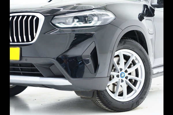 BMW X3 xDrive30e LCI 292PK | Leder | Sportstoelen | 360 | Stoelverwarming | DAB | Carplay