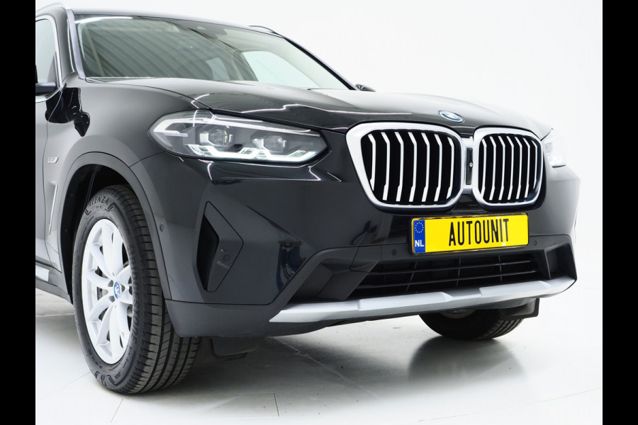 BMW X3 xDrive30e LCI 292PK | Leder | Sportstoelen | 360 | Stoelverwarming | DAB | Carplay