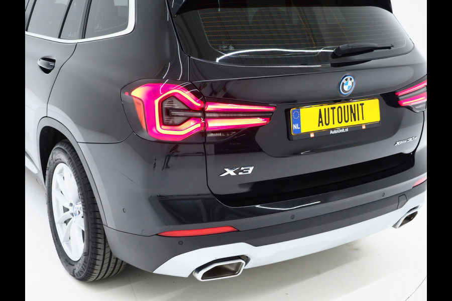 BMW X3 xDrive30e LCI 292PK | Leder | Sportstoelen | 360 | Stoelverwarming | DAB | Carplay
