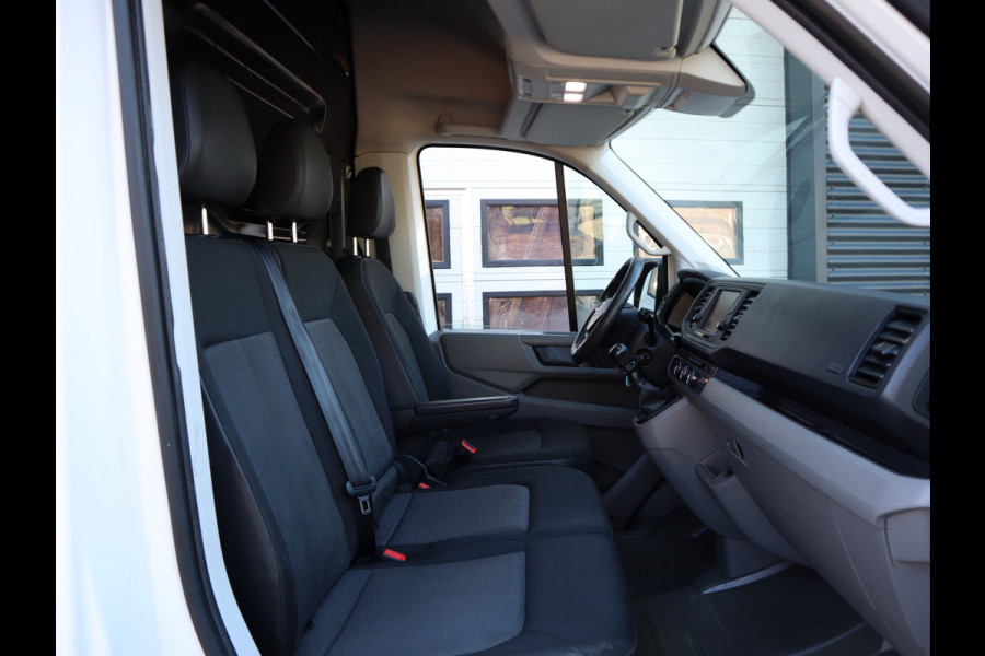 Volkswagen Crafter 2.0 TDI 141pk Euro 6 L3H3 L2H2 - Trekhaak 3t KG - Cruise