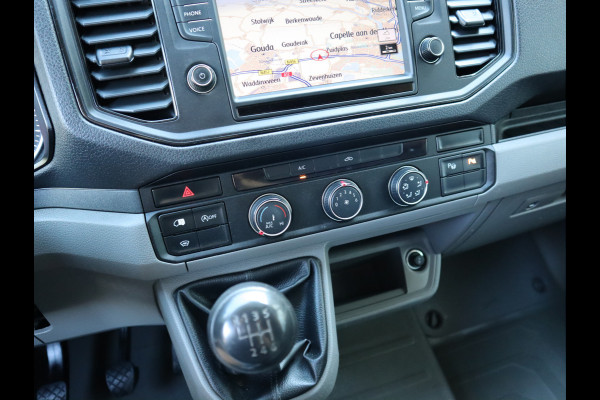 Volkswagen Crafter 2.0 TDI 141pk Euro 6 L3H3 L2H2 - Trekhaak 3t KG - Cruise