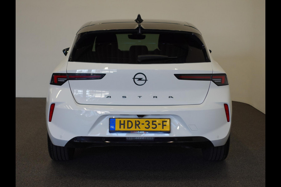 Opel Astra 1.2 GS Line Automaat Opel Astra 1.2 GS Line | Climate control | Adaptive cruise control | LED | Voorstoelen verwarmd | Stuurwiel verwarmd | Achteruitrij camera 360* | Sfeer verlichting | Apple carplay/ Andriod auto