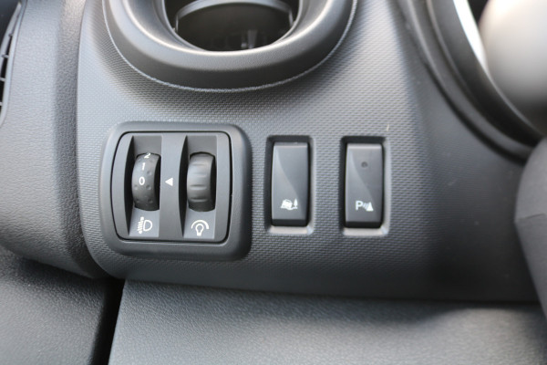 Renault Trafic 2.0 dCi 120pk L1 H1 Comfort Airco Trekhaak