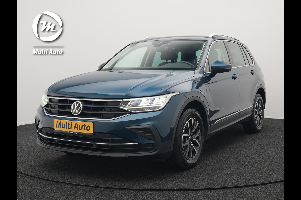 Volkswagen Tiguan 1.4 TSI eHybrid Life Plug In Hybrid 245pk Dealer O.H PHEV | Trekhaak Af Fabriek | Panodak | Adaptive Cruise | Camera | Sportstoelen Verwarmd | Navigatie | Stuurverwarming | Virtual | DAB | Volkswagen Tiguan 1.4 TSI eHybrid Life Plug In Hybrid 245pk Dealer O.H PHEV | Trekhaak Af Fabriek | Panodak | Adaptive Cruise | Camera | Sportstoelen Verwarmd | Navigatie | Stuurverwarming | Virtual | DAB |
