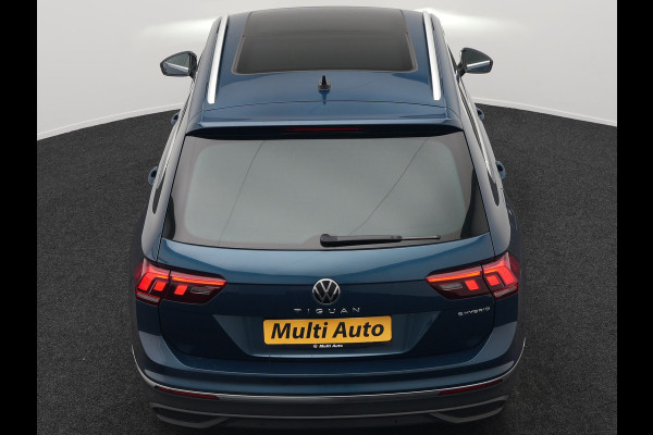 Volkswagen Tiguan 1.4 TSI eHybrid Life Plug In Hybrid 245pk Dealer O.H PHEV | Trekhaak Af Fabriek | Panodak | Adaptive Cruise | Camera | Sportstoelen Verwarmd | Navigatie | Stuurverwarming | Virtual | DAB |