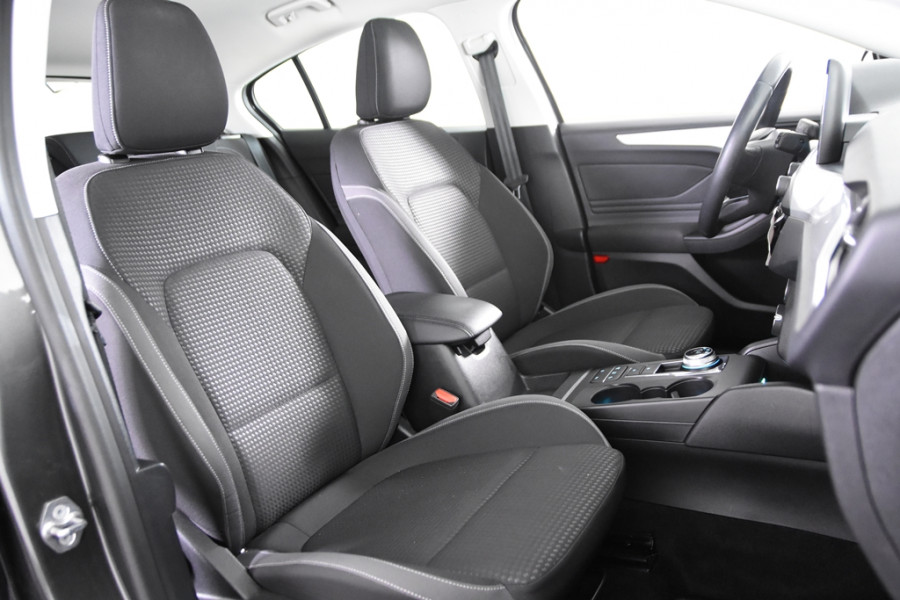 Ford Focus EcoBoost Titanium *Automaat*Navigatie*Parkassist*