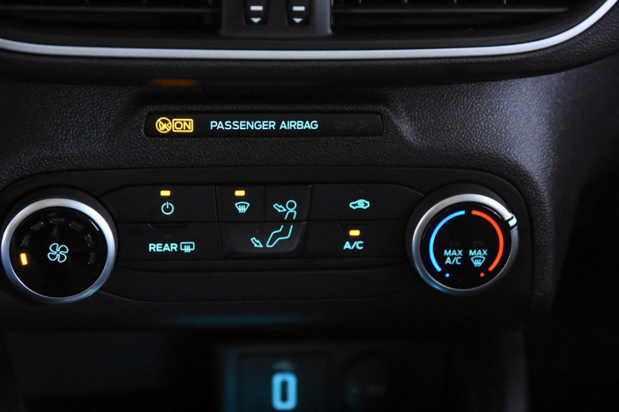 Ford Focus EcoBoost Titanium *Automaat*Navigatie*Parkassist*
