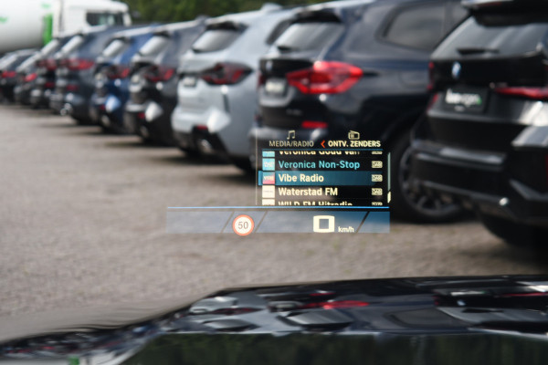 BMW 3 Serie M3 xDrive Competition LCI | Keramisch | Tansanit | Drivers pack
