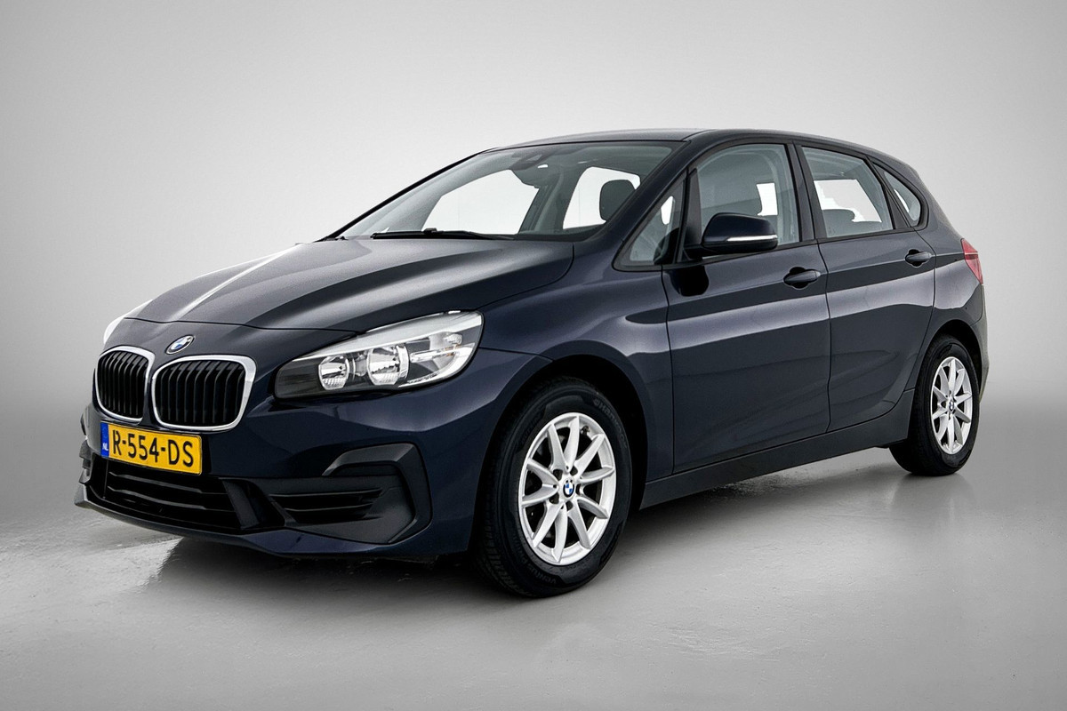 BMW 2 Serie Active Tourer 220i Executive | 192 PK | StoelverW | TrekH | Head up | AchterCAM | Cruise contl | Dealr ondH | Climate