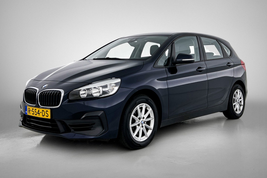 BMW 2 Serie Active Tourer 220i Executive | 192 PK | StoelverW | TrekH | Head up | AchterCAM | Cruise contl | Dealr ondH | Climate