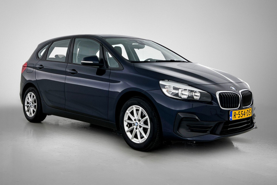 BMW 2 Serie Active Tourer 220i Executive | 192 PK | StoelverW | TrekH | Head up | AchterCAM | Cruise contl | Dealr ondH | Climate