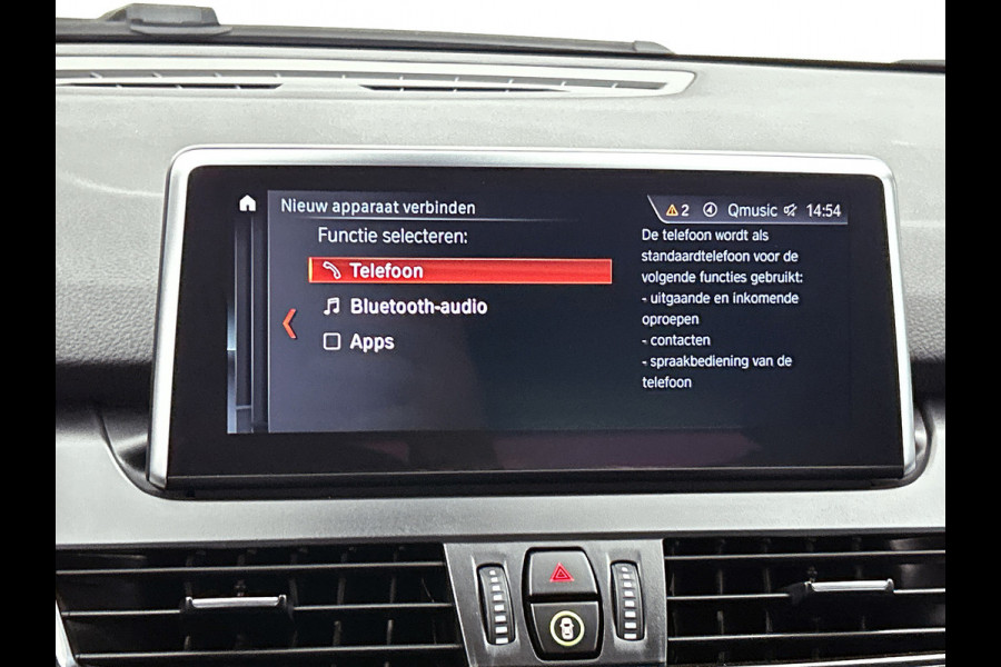 BMW 2 Serie Active Tourer 220i Executive | 192 PK | StoelverW | TrekH | Head up | AchterCAM | Cruise contl | Dealr ondH | Climate