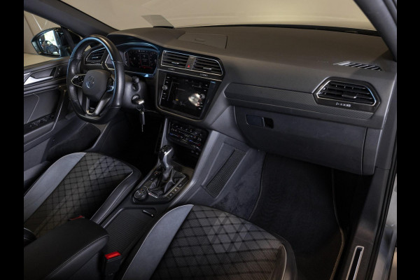 Volkswagen Tiguan Allspace 2.0 TSI R-Line 4Motion Business+ 7 Persoons / 190pk / Trekhaak / Panorama dak /