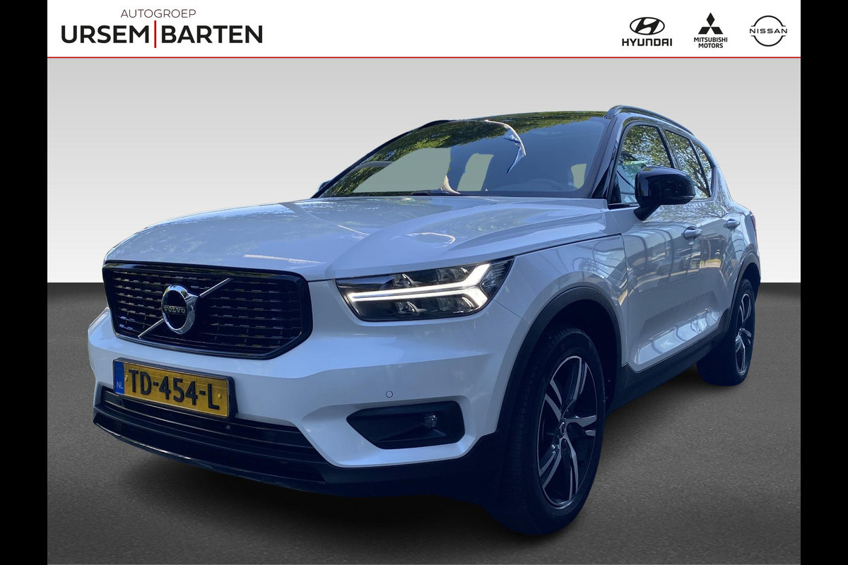 Volvo XC40 2.0 T4 R-Design | Elektrisch wegklapbare trekhaak