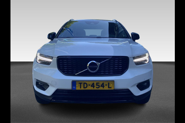 Volvo XC40 2.0 T4 R-Design | elektrisch wegklapbare trekhaak