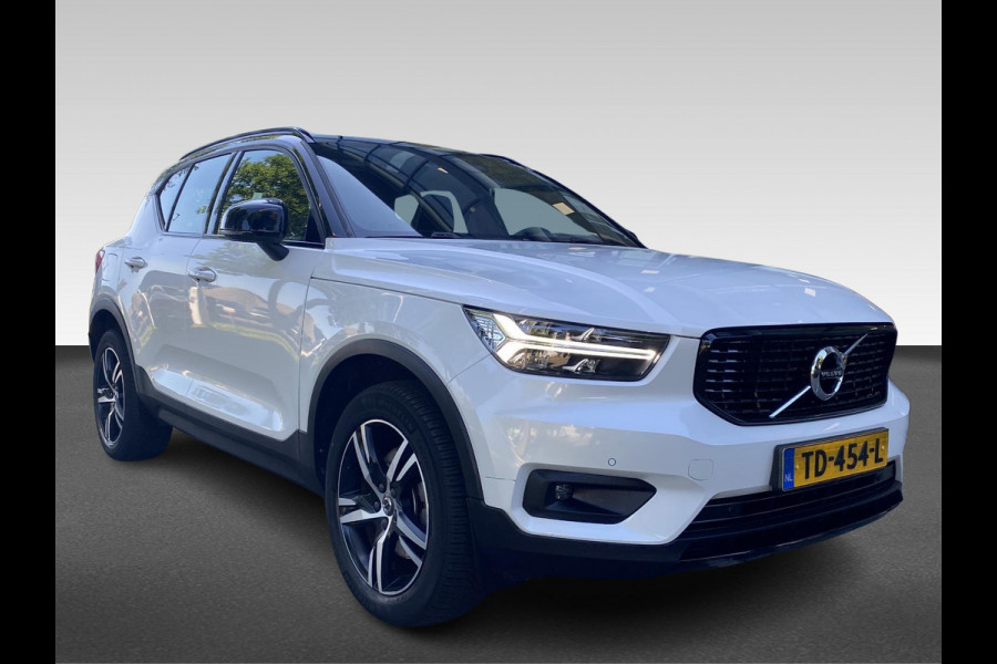 Volvo XC40 2.0 T4 R-Design | elektrisch wegklapbare trekhaak