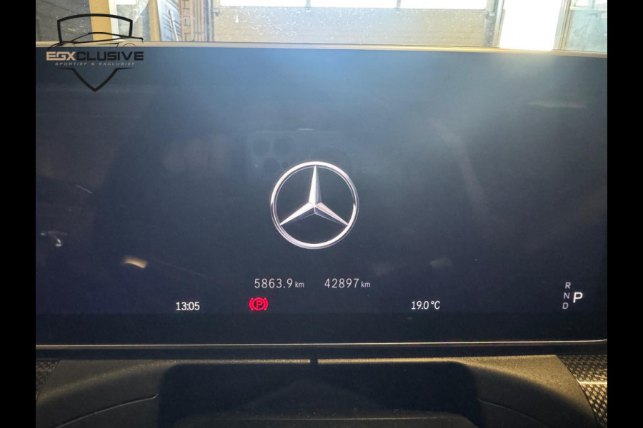 Mercedes-Benz C-Klasse 180 AMG Line Pano/Ambiente/Camera