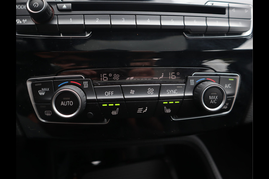 BMW X1 sDrive18i 136 PK High Executive / Panoramadak
