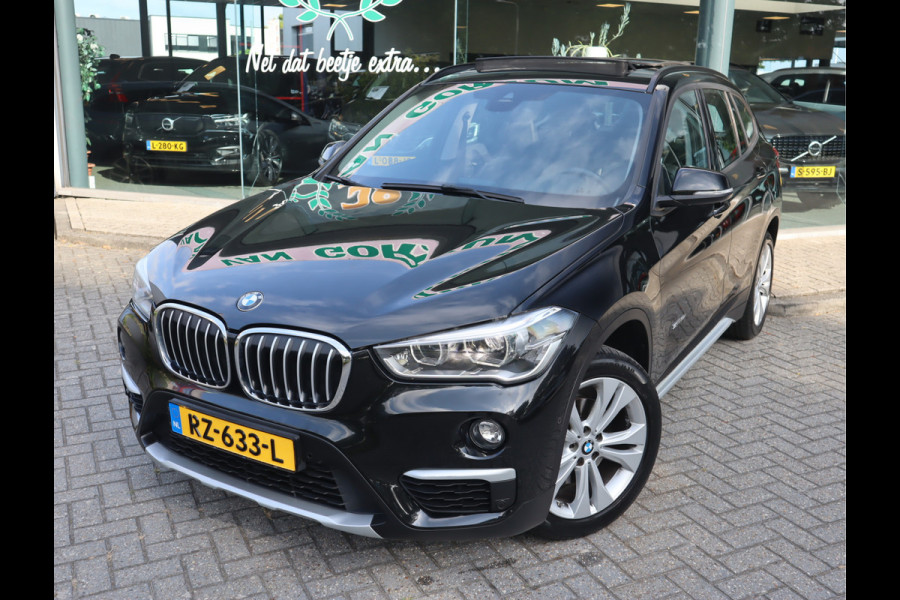 BMW X1 sDrive18i 136 PK High Executive / Panoramadak