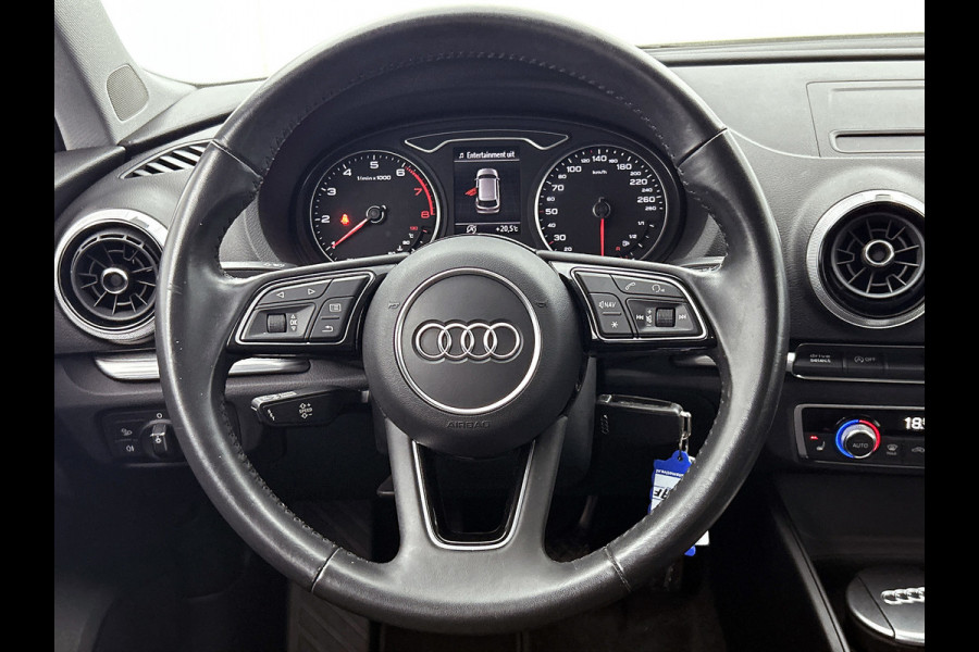 Audi A3 Sportback 1.5 TFSI CoD Sport Lease Edition (NAVIGATIE, CLIMA, STOELVERWARMING, PARKEERSENSOREN, GOED ONDERHOUDEN)
