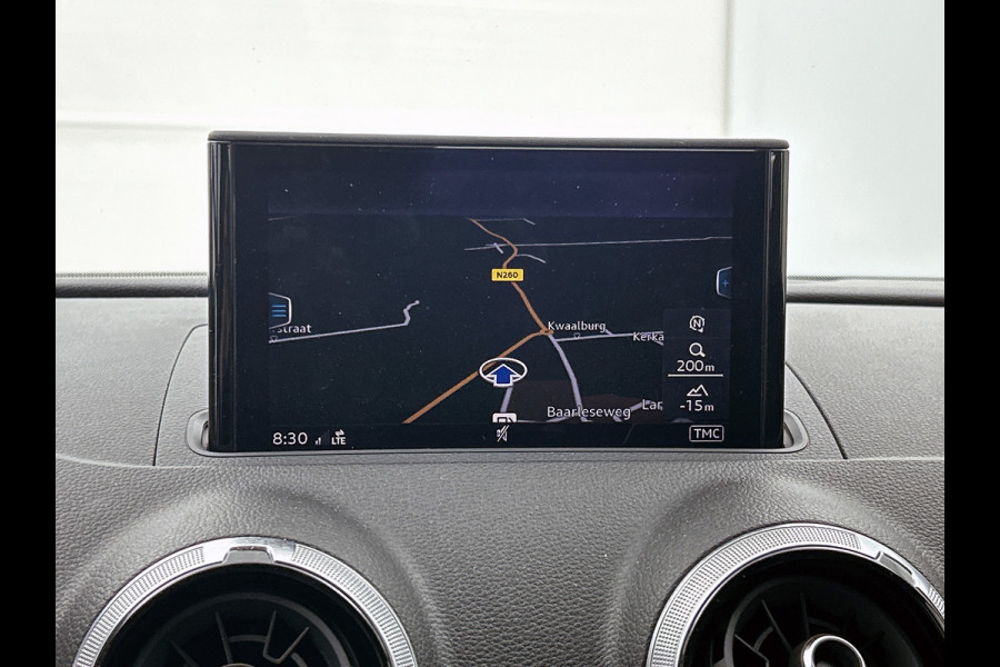 Audi A3 Sportback 1.5 TFSI CoD Sport Lease Edition (NAVIGATIE, CLIMA, STOELVERWARMING, PARKEERSENSOREN, GOED ONDERHOUDEN)