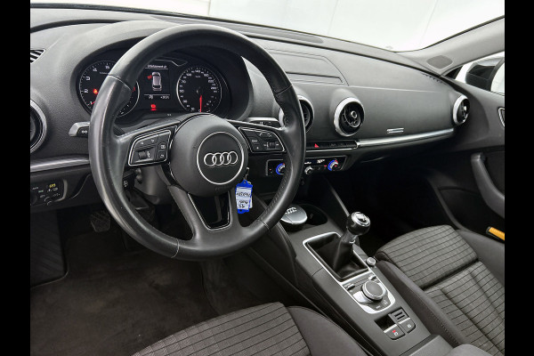 Audi A3 Sportback 1.5 TFSI CoD Sport Lease Edition (NAVIGATIE, CLIMA, STOELVERWARMING, PARKEERSENSOREN, GOED ONDERHOUDEN)