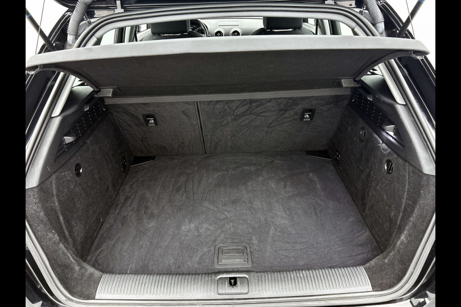 Audi A3 Sportback 1.5 TFSI CoD Sport Lease Edition (NAVIGATIE, CLIMA, STOELVERWARMING, PARKEERSENSOREN, GOED ONDERHOUDEN)