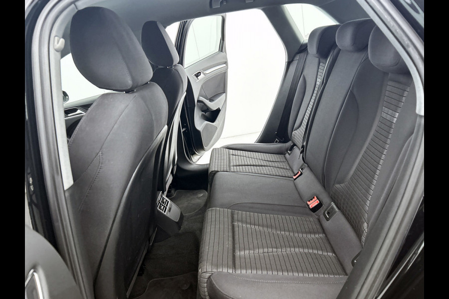Audi A3 Sportback 1.5 TFSI CoD Sport Lease Edition (NAVIGATIE, CLIMA, STOELVERWARMING, PARKEERSENSOREN, GOED ONDERHOUDEN)