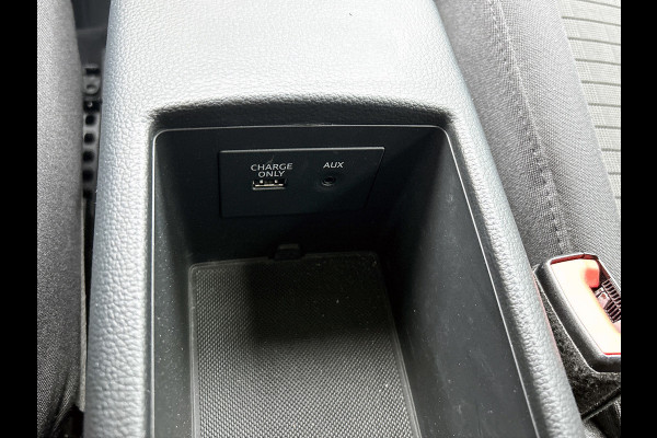 Audi A3 Sportback 1.5 TFSI CoD Sport Lease Edition (NAVIGATIE, CLIMA, STOELVERWARMING, PARKEERSENSOREN, GOED ONDERHOUDEN)