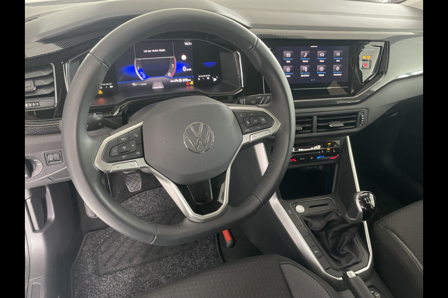 Volkswagen Polo 1.0 TSI Life Edition Airco - Achteruitrijcamera - Parkeersensoren achter - Stuur leder - Multifunctioneel stuurwiel - Cruise control - Climate control - Stoelverwarming - Apple carplay -