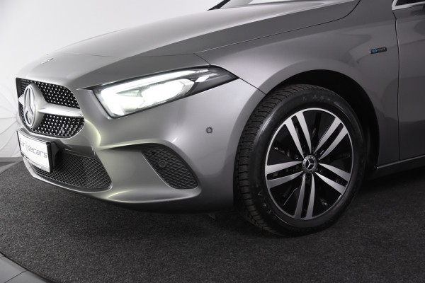 Mercedes-Benz A-Klasse 250 e *1ste Eigenaar*Leer*Ambiente*Full Dashboard*