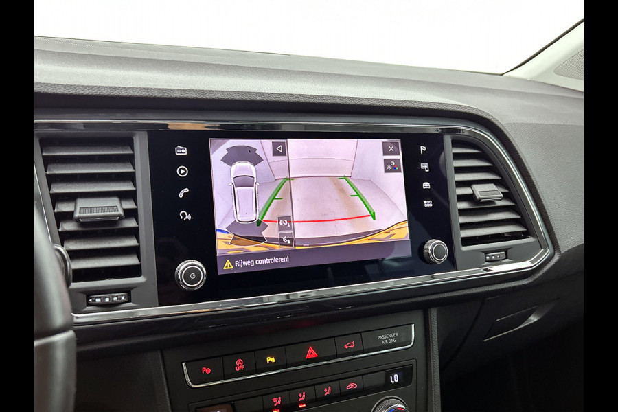 Seat Ateca 1.0 EcoTSI Style Business Intense Sport (CARPLAY, CAMERA, 1e EIGENAAR, ELEKT. ACHTERKLEP, GOED ONDERHOUDEN)