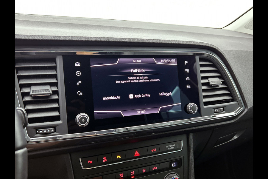 Seat Ateca 1.0 EcoTSI Style Business Intense Sport (CARPLAY, CAMERA, 1e EIGENAAR, ELEKT. ACHTERKLEP, GOED ONDERHOUDEN)