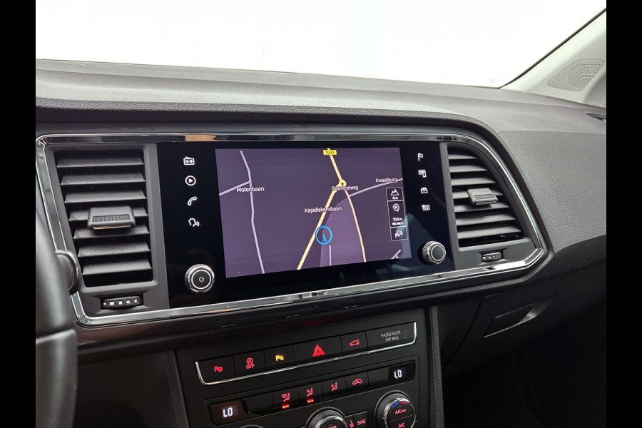 Seat Ateca 1.0 EcoTSI Style Business Intense Sport (CARPLAY, CAMERA, 1e EIGENAAR, ELEKT. ACHTERKLEP, GOED ONDERHOUDEN)