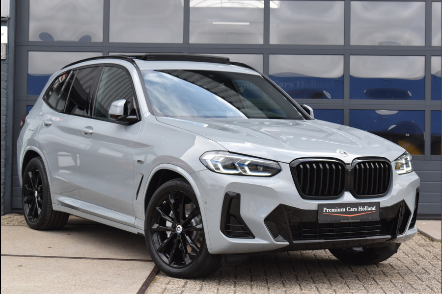 BMW X3 xDrive30e M-Sport Pakket 292 Pk Brooklyn Grau Laser Led Pano Navi Leder HUD Camera 20 Inch