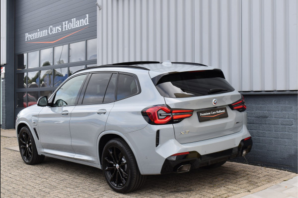 BMW X3 xDrive30e M-Sport Pakket 292 Pk Brooklyn Grau Laser Led Pano Navi Leder HUD Camera 20 Inch
