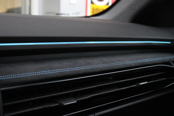Renault Austral E-TECH FULL HYBRID 200PK ICONIC ESPIRIT ALPINE | | ELEKTRISCH BEDIENBARE VOORSTOELEN | PREMIUM HARMAN/KARDON AUDIO | MATRIX LED KOPLAMPEN | PARKEERSENSOREN VOOR + ACHTER | ELEKTRISCHE BEDIENBARE KOFFERKLEP | DODEHOEKDETECTIE | PANORAMADAK | KEYLESS ENTRY | SFEERVERLICHTING | DRAADLOOS APPLE CARPLAY/ANDROID AUTO | STOEL/STUUR/VOORRUIT VERWARMING | DIGITAAL INSTRUMENTARIUM | NIEUWE AUTO! |