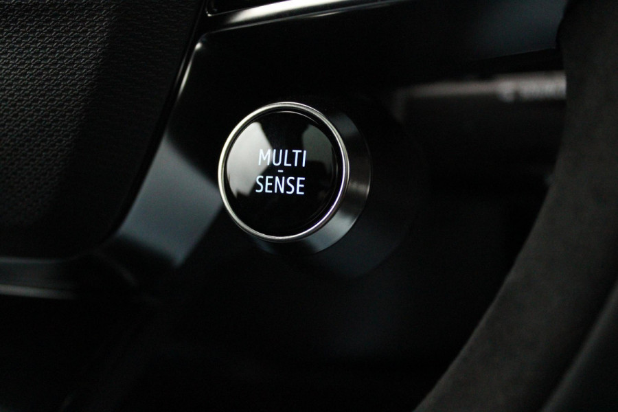 Renault Austral E-TECH FULL HYBRID 200PK ICONIC ESPIRIT ALPINE | | ELEKTRISCH BEDIENBARE VOORSTOELEN | PREMIUM HARMAN/KARDON AUDIO | MATRIX LED KOPLAMPEN | PARKEERSENSOREN VOOR + ACHTER | ELEKTRISCHE BEDIENBARE KOFFERKLEP | DODEHOEKDETECTIE | PANORAMADAK | KEYLESS ENTRY | SFEERVERLICHTING | DRAADLOOS APPLE CARPLAY/ANDROID AUTO | STOEL/STUUR/VOORRUIT VERWARMING | DIGITAAL INSTRUMENTARIUM | NIEUWE AUTO! |