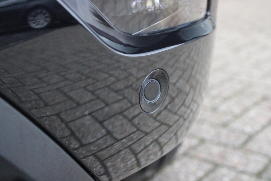 Renault Austral E-TECH FULL HYBRID 200PK ICONIC ESPIRIT ALPINE | | ELEKTRISCH BEDIENBARE VOORSTOELEN | PREMIUM HARMAN/KARDON AUDIO | MATRIX LED KOPLAMPEN | PARKEERSENSOREN VOOR + ACHTER | ELEKTRISCHE BEDIENBARE KOFFERKLEP | DODEHOEKDETECTIE | PANORAMADAK | KEYLESS ENTRY | SFEERVERLICHTING | DRAADLOOS APPLE CARPLAY/ANDROID AUTO | STOEL/STUUR/VOORRUIT VERWARMING | DIGITAAL INSTRUMENTARIUM | NIEUWE AUTO! |