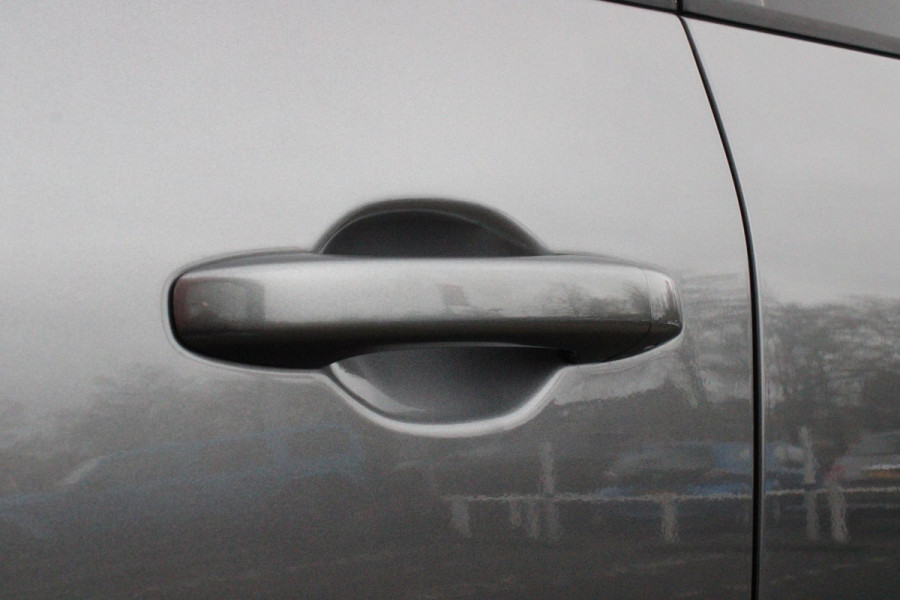 Renault Austral E-TECH FULL HYBRID 200PK ICONIC ESPIRIT ALPINE | | ELEKTRISCH BEDIENBARE VOORSTOELEN | PREMIUM HARMAN/KARDON AUDIO | MATRIX LED KOPLAMPEN | PARKEERSENSOREN VOOR + ACHTER | ELEKTRISCHE BEDIENBARE KOFFERKLEP | DODEHOEKDETECTIE | PANORAMADAK | KEYLESS ENTRY | SFEERVERLICHTING | DRAADLOOS APPLE CARPLAY/ANDROID AUTO | STOEL/STUUR/VOORRUIT VERWARMING | DIGITAAL INSTRUMENTARIUM | NIEUWE AUTO! |