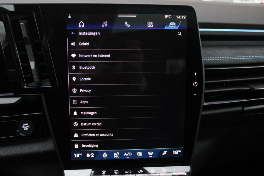 Renault Austral E-TECH FULL HYBRID 200PK ICONIC ESPIRIT ALPINE | | ELEKTRISCH BEDIENBARE VOORSTOELEN | PREMIUM HARMAN/KARDON AUDIO | MATRIX LED KOPLAMPEN | PARKEERSENSOREN VOOR + ACHTER | ELEKTRISCHE BEDIENBARE KOFFERKLEP | DODEHOEKDETECTIE | PANORAMADAK | KEYLESS ENTRY | SFEERVERLICHTING | DRAADLOOS APPLE CARPLAY/ANDROID AUTO | STOEL/STUUR/VOORRUIT VERWARMING | DIGITAAL INSTRUMENTARIUM | NIEUWE AUTO! |