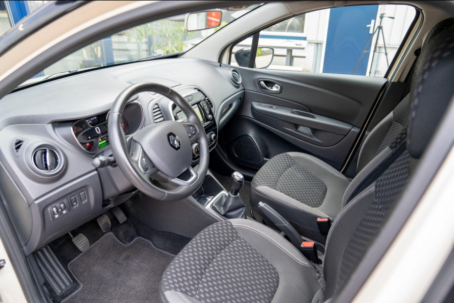 Renault Captur 0.9 TCe Intens | Prijs rijklaar incl. 12 mnd garantie | Navi Airco Camera Pdc Lmv